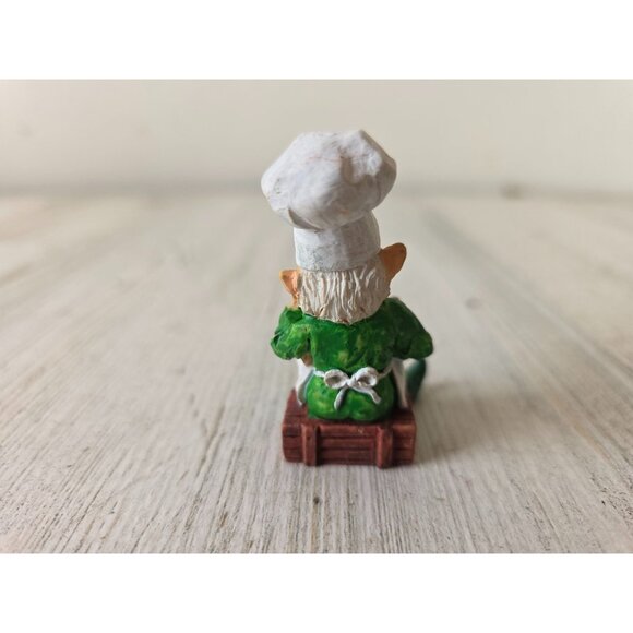 Vintage elf reading Santa Baker baking figurine village Xmas decor - Picture 4 of 7